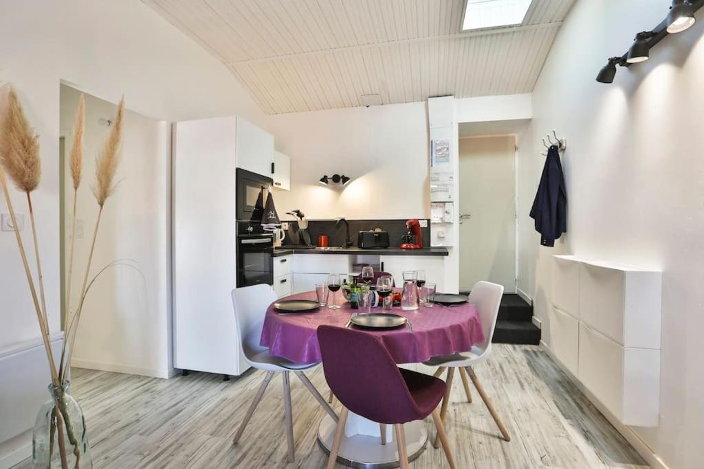 Le Cosy T2 Hypercentre ! Parking Inclus Et La Plage A 2 Min ! 莱萨布勒-多洛讷 外观 照片