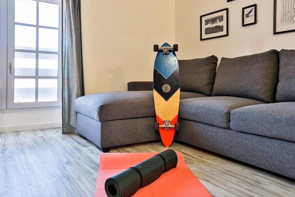 Le Cosy T2 Hypercentre ! Parking Inclus Et La Plage A 2 Min ! 莱萨布勒-多洛讷 外观 照片